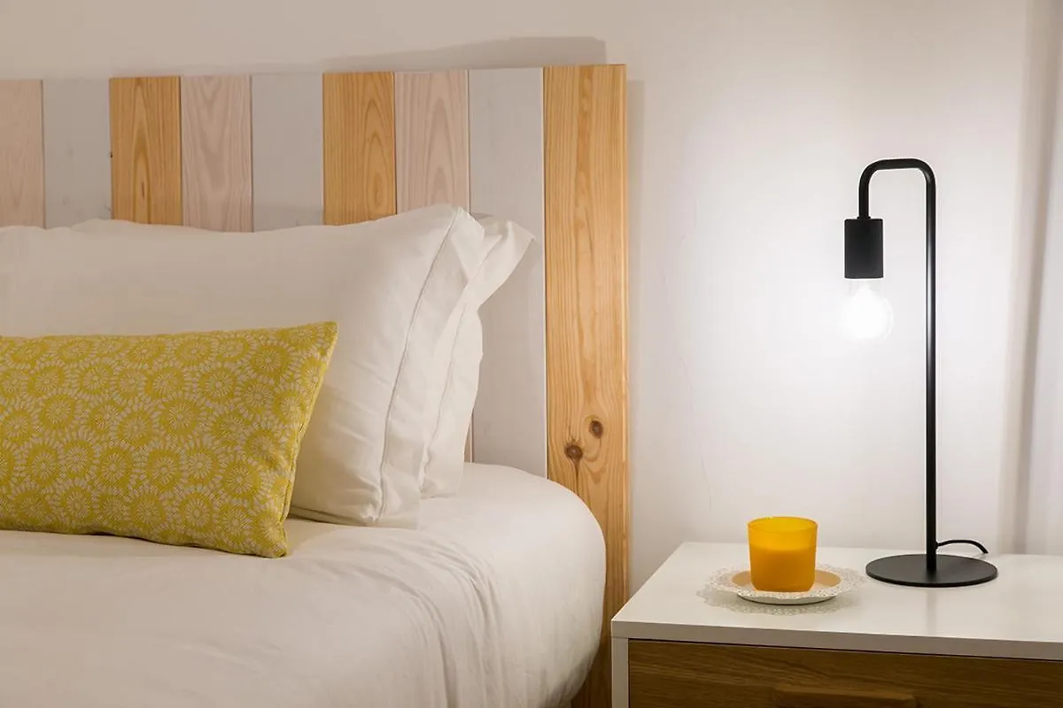 Lovelystay - Cozy 3Bdr Apartment In Estrela Lisboa Portugália